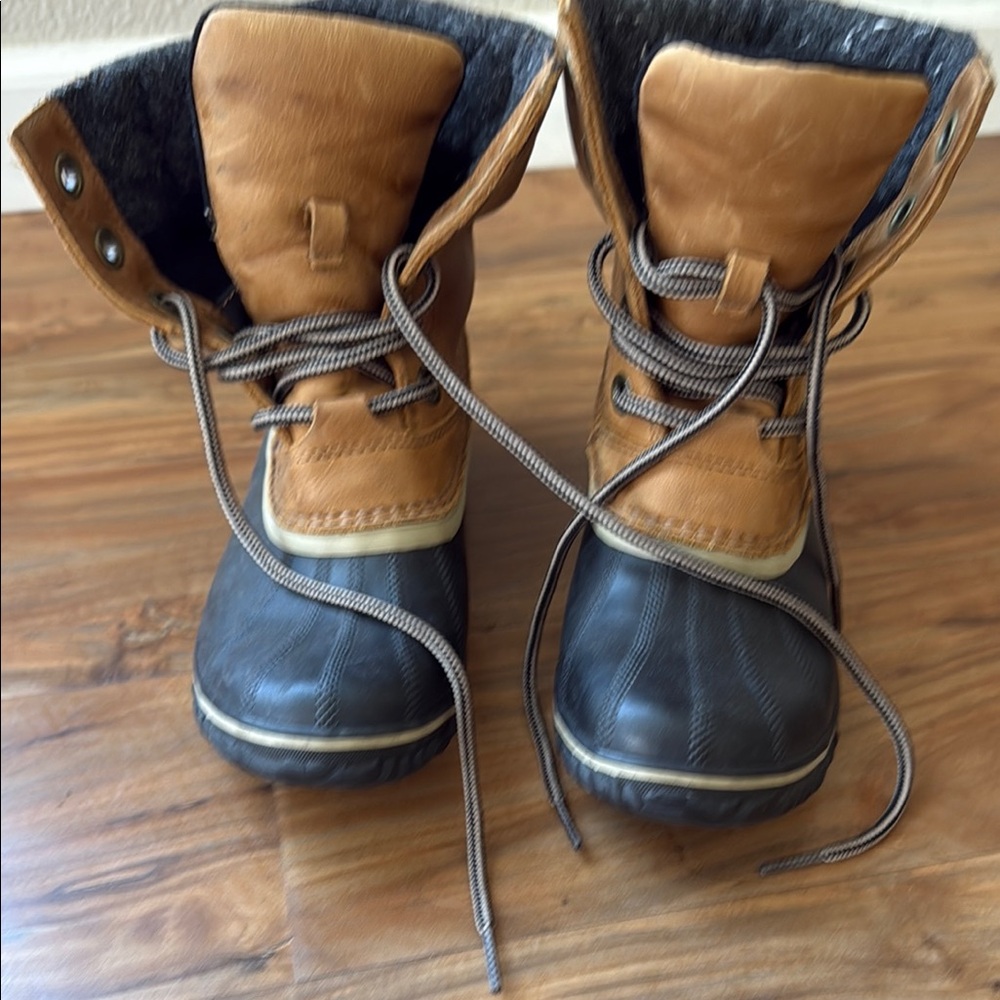Sorel Brown and Black Waterproof Boots